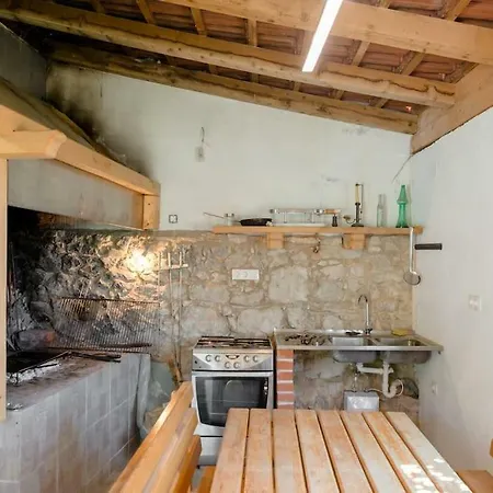 Luxury With Terrace Ladovina * Jelsa (Hvar)